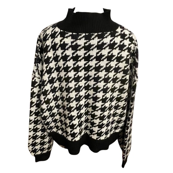 New York & Company Black and White Houndstooth Turtleneck Sweater - Picture 3 of 7